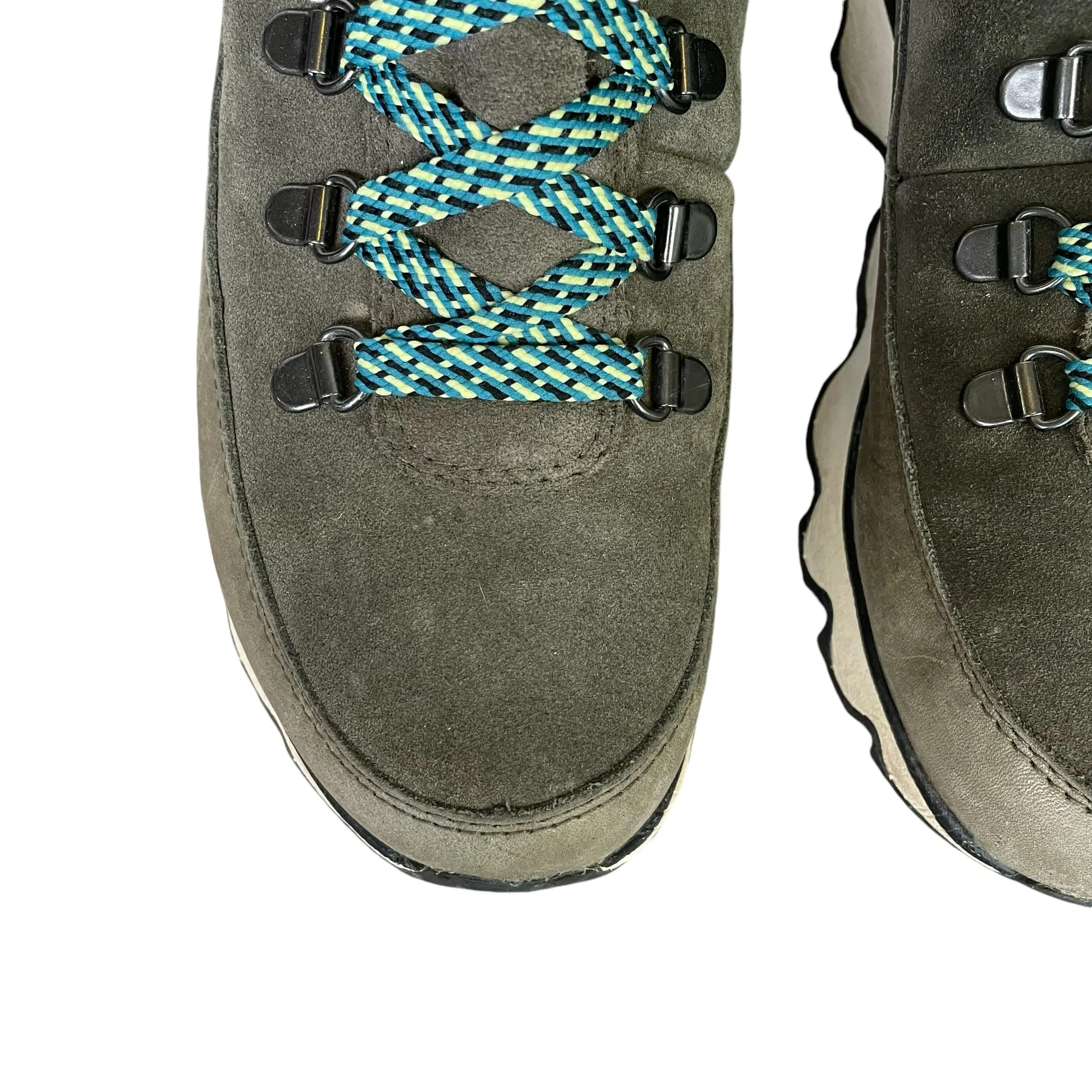 Sorel | Women's Olive Green Kinetic Conquest Waterproof Boots | Size: 7